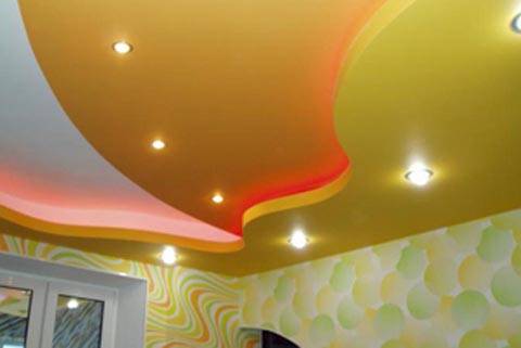 Чем покрасить потолок из гипсокартона: выбор красителя - фото
