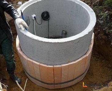 Как сделать водопровод из колодца на даче или в частном доме - фото