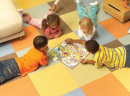Нужен ли ковролин в детской комнате и какое покрытие выбрать с фото