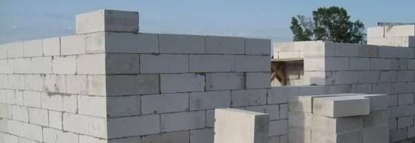 Строительство дома из пенобетона (пеноблоков)  пошаговая инструкция от А до ... - фото